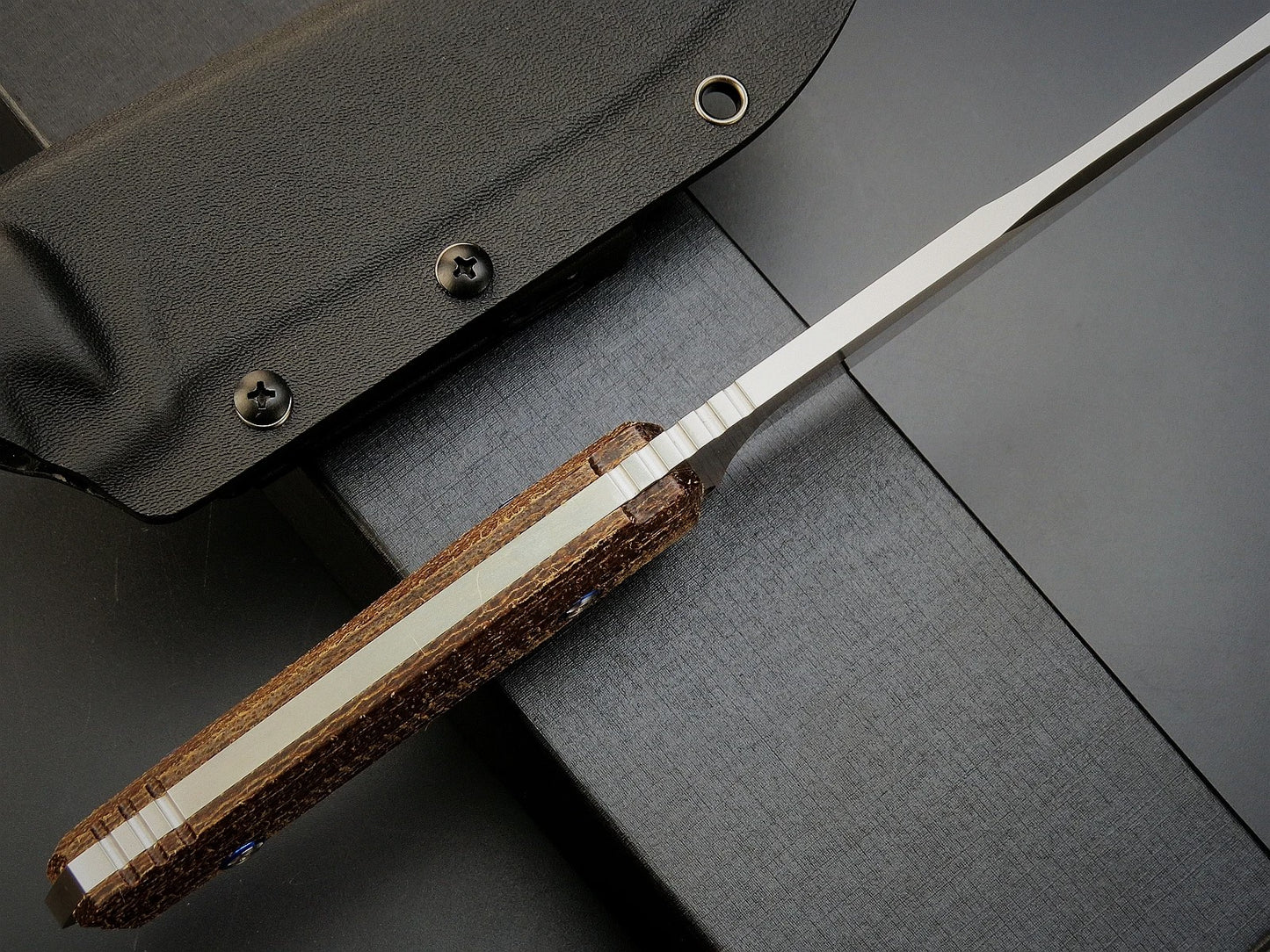 Couteau De Poche à Lame Fixe