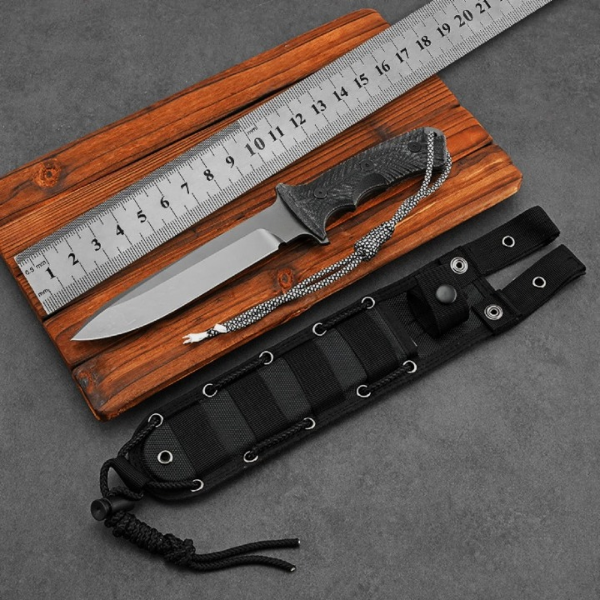 Couteau de Chasse Robuste