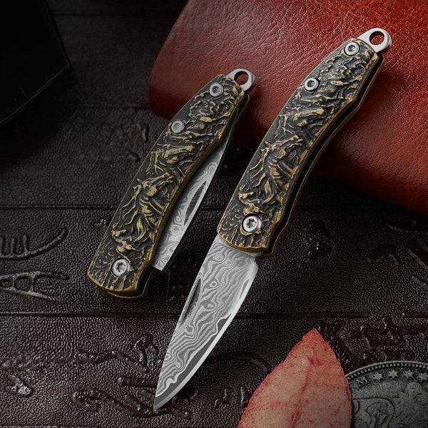 Couteau de Poche Unique