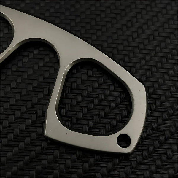 Couteau Karambit Étui