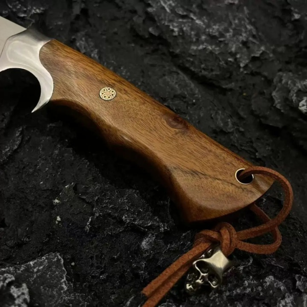 Couteau de Chasse Artisanale avec Étui